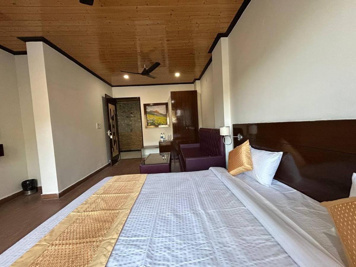 Hotel 7 Heavens Mussoorie Εξωτερικό φωτογραφία